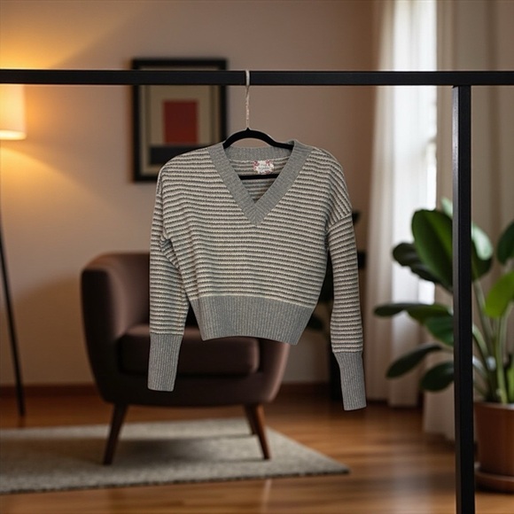 Pink Republic Sweaters - Pink Republic V-Neck Sweater with Gray Stripes Long sleeve blouse size m